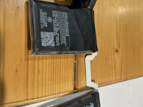 ASUS ROG Phone 5 電池更換紀錄